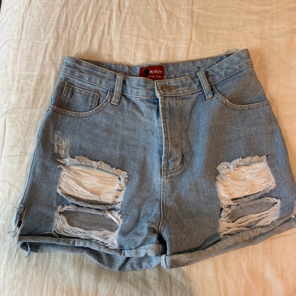 High Waisted Lightwash Jean Shorts